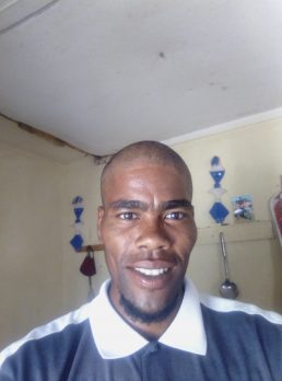 Drogba, 35 years old, Grootfontein, Namibia
