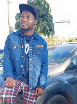 Quame Noye, 32 years old, Orleans, France