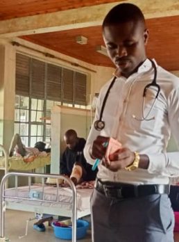Kyagulanyi, 30 years old, Mukono, Uganda