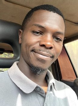 Robertson, 32 years old, Kampala, Uganda