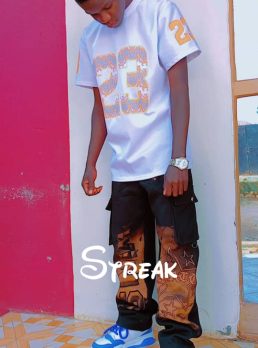 LIL styles ????????, 25 years old, Entebbe, Uganda