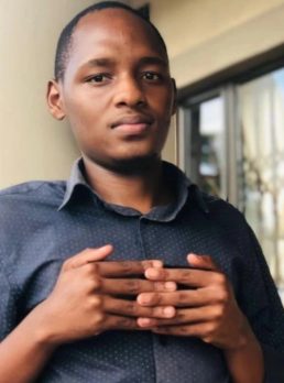 Siphesihle Gwala, 28 years old, Victoria Falls, Zimbabwe